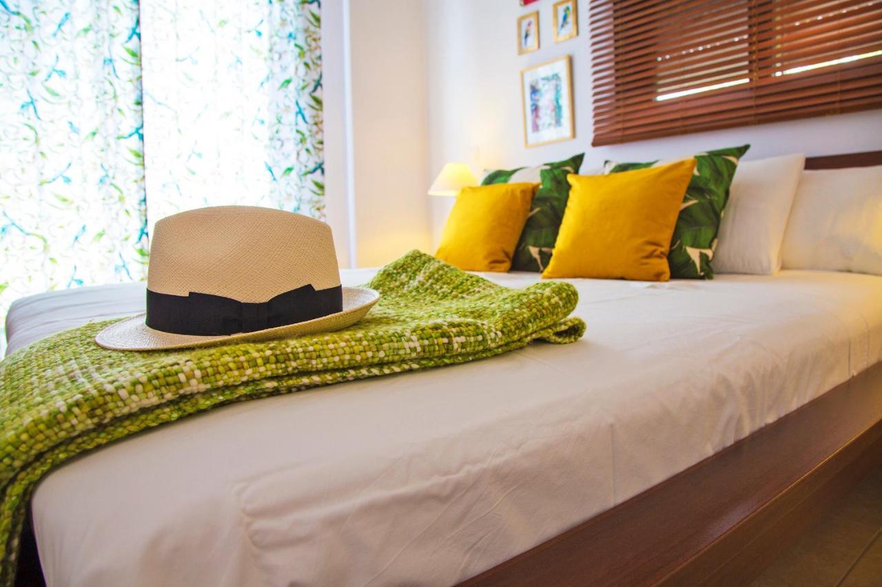 Oliva Holiday Homes Dijeliótika Kültér fotó