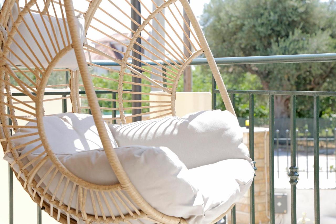 Oliva Holiday Homes Dijeliótika Kültér fotó
