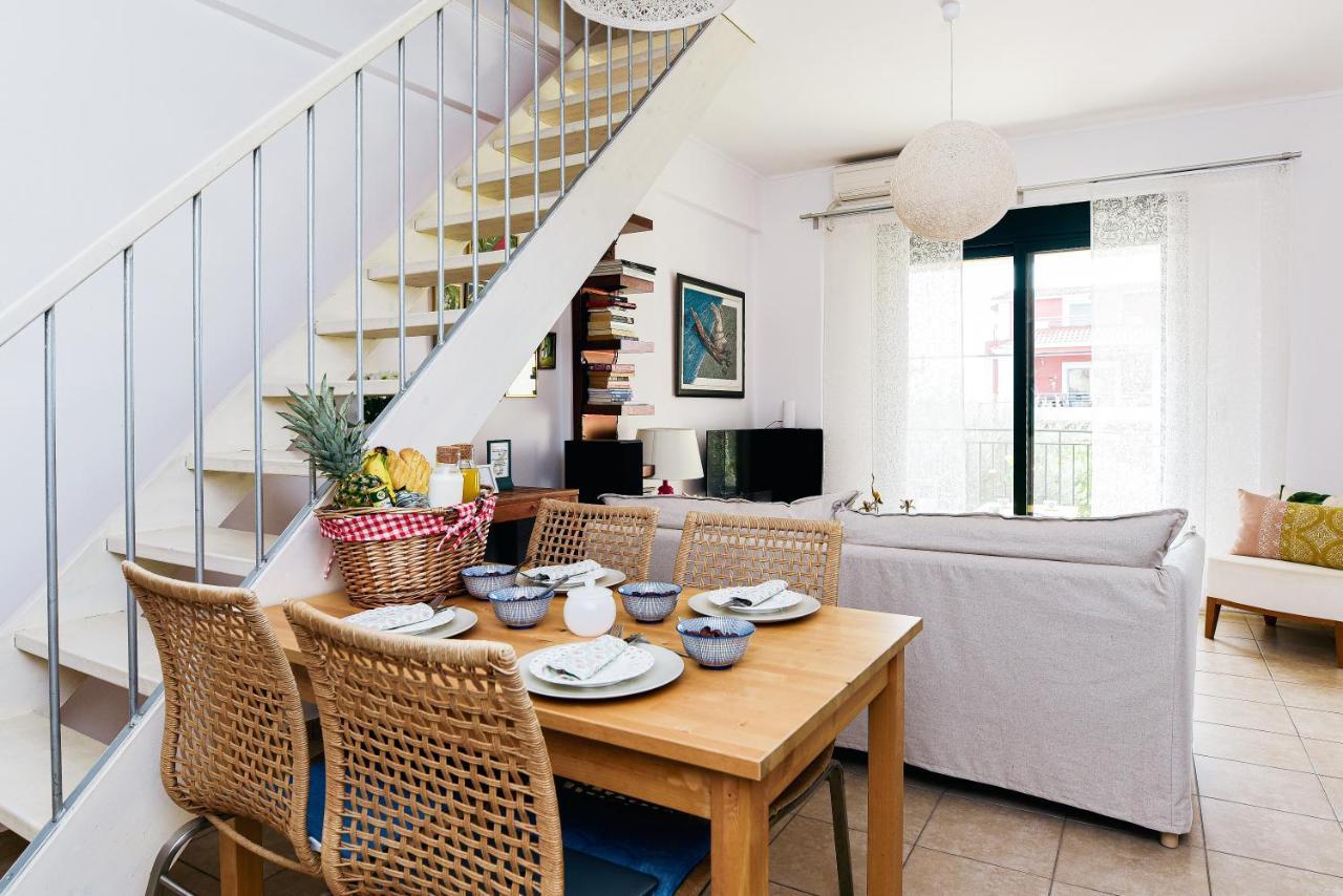 Oliva Holiday Homes Dijeliótika Kültér fotó