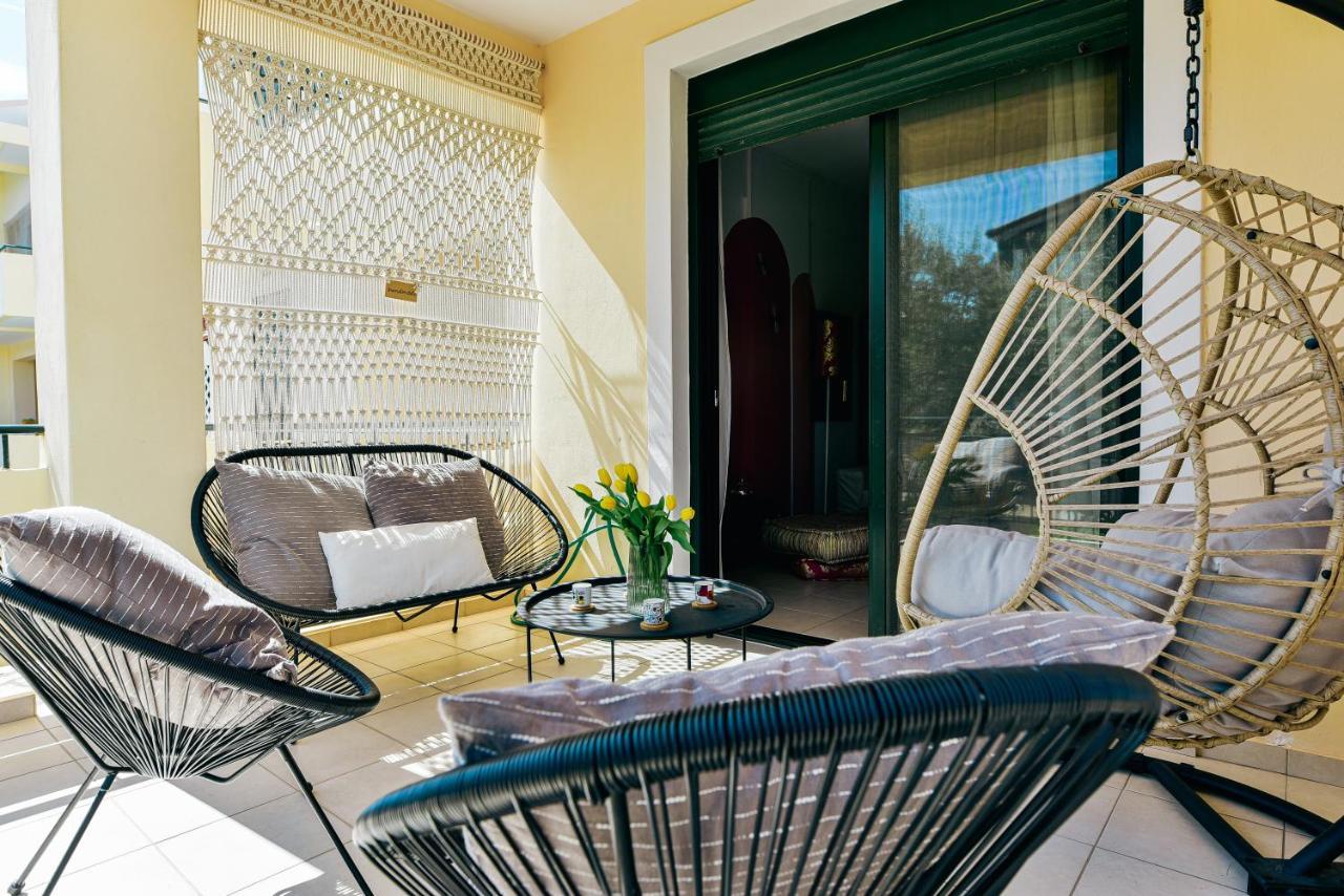 Oliva Holiday Homes Dijeliótika Kültér fotó