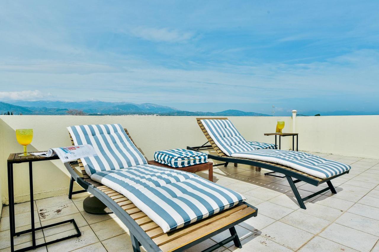Oliva Holiday Homes Dijeliótika Kültér fotó
